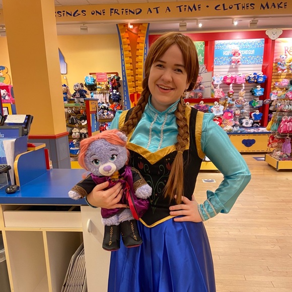 Meet your Posher, Kat - Picture 8 of 8